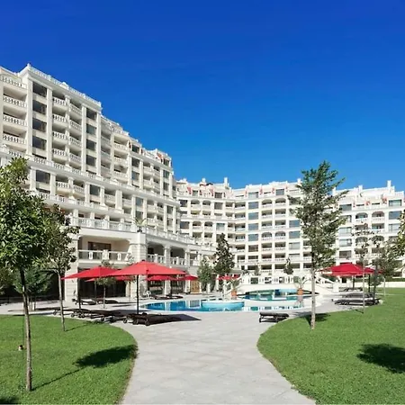 Deluxe South Bay Апартамент *
